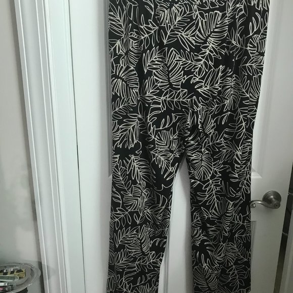Lane Bryant 18/20 full pant with pockets - Picture 4 of 5